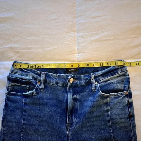 Express High-Rise Skinny Jeans in Medium Blue, Large - Picture 9 of 9